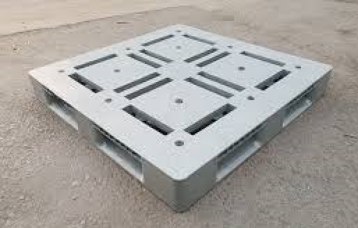 Non-Std Plastic Pallet 1100x1100